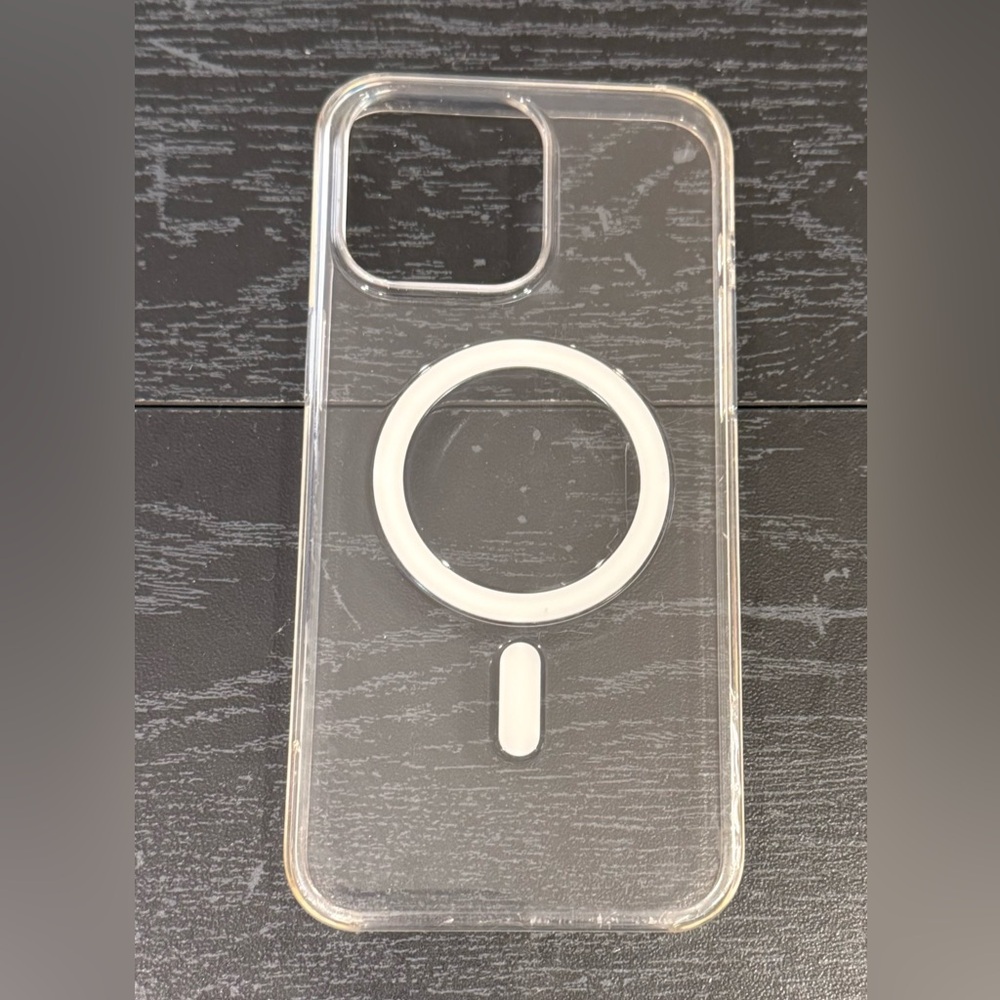 Apple Clear MagSafe Compatible with iPhone 15 Pro Max